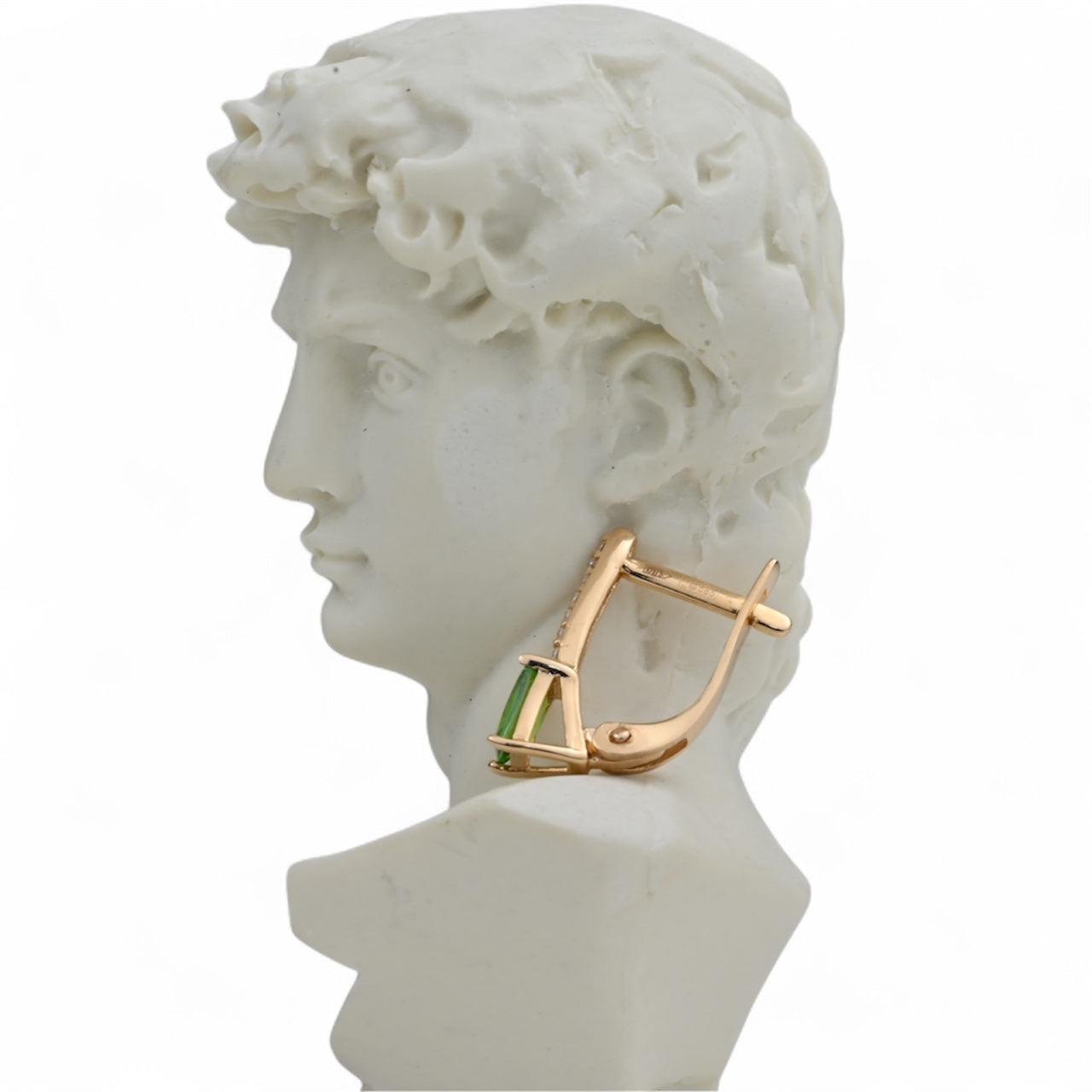 Earrings with Green zirconia stones