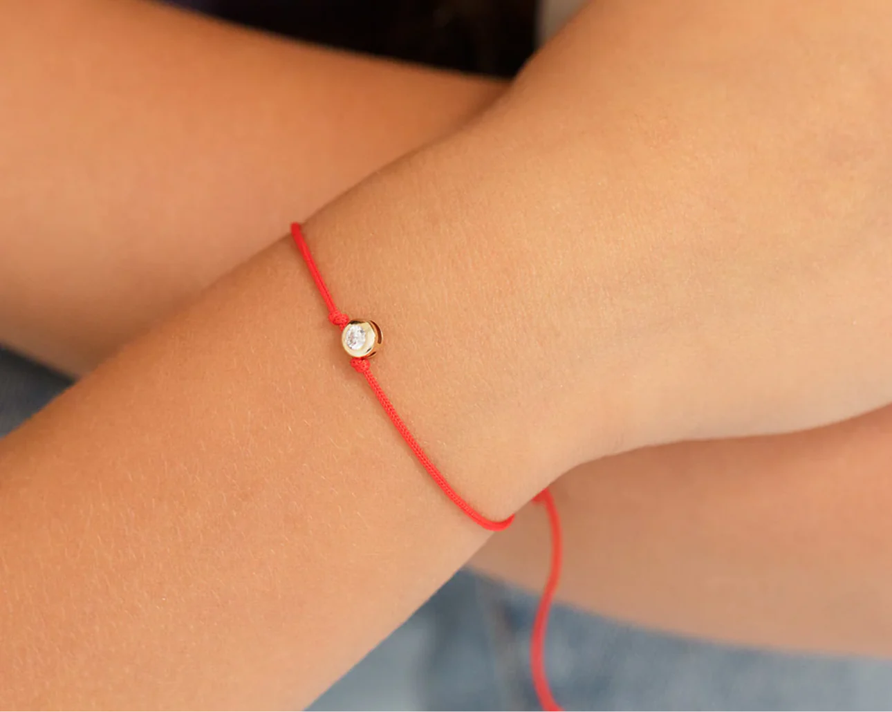 Red Thread Kids Bracelet Yellow Gold