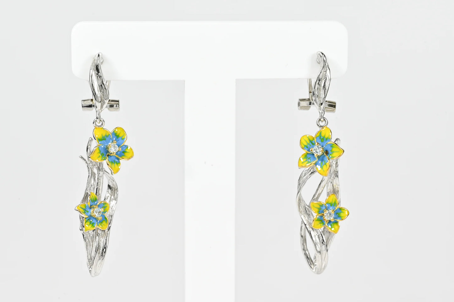 Yellow and Blue Floral Silver Set