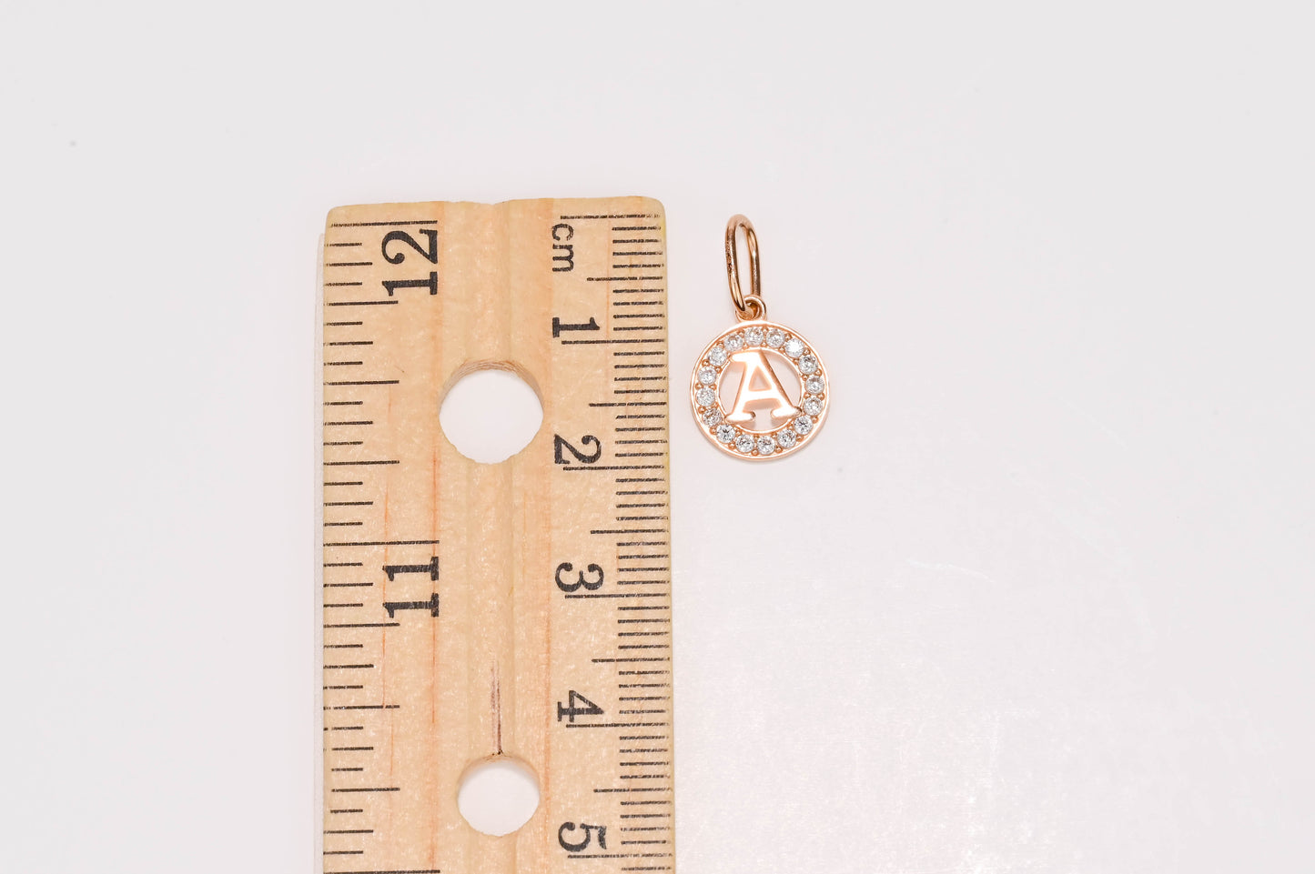 Pendants Letters