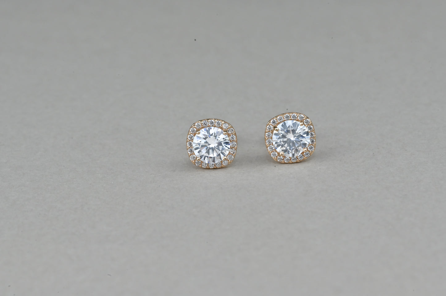 Screw in Earrings with Zirconia stones