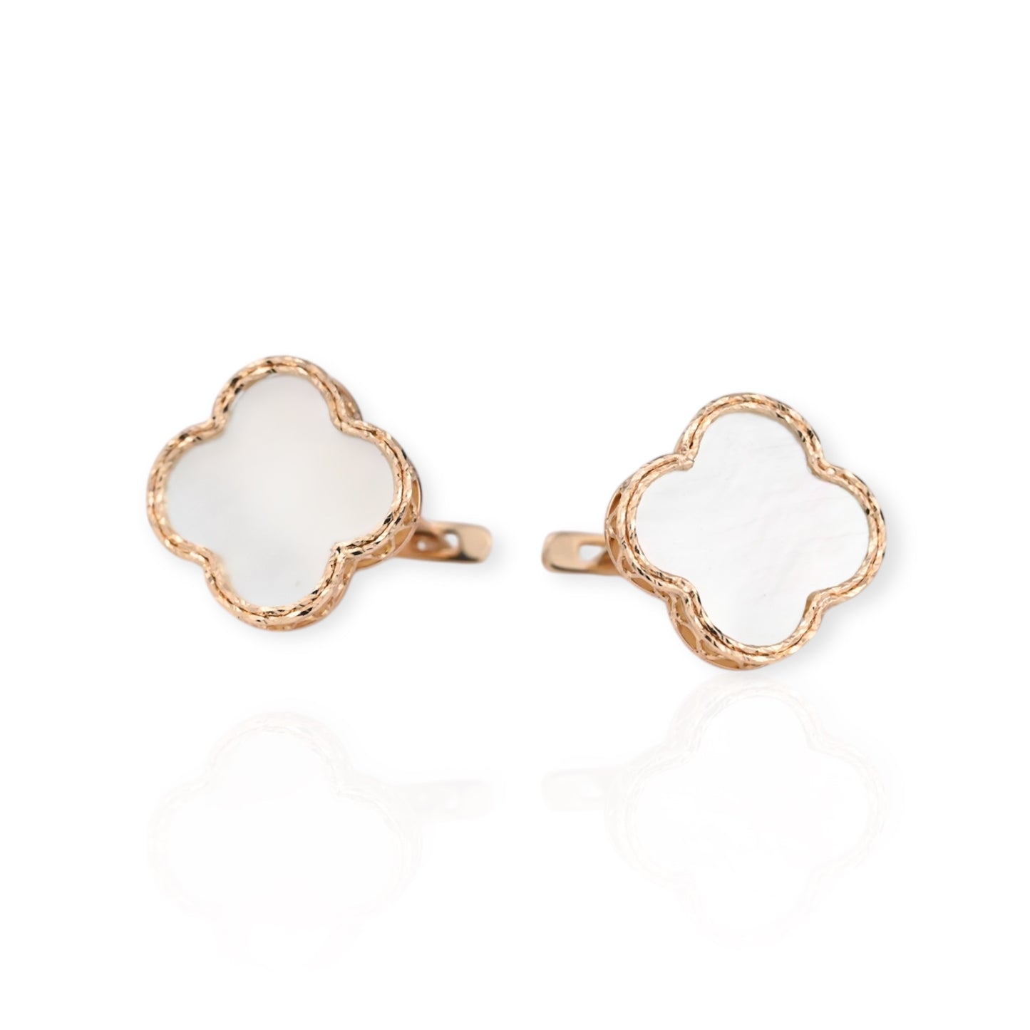 Mother of Pearl clover Earrings
