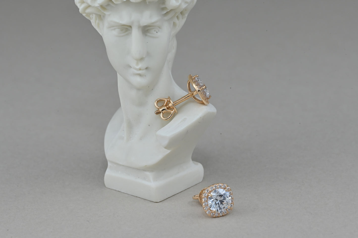 Screw in Earrings with Zirconia stones