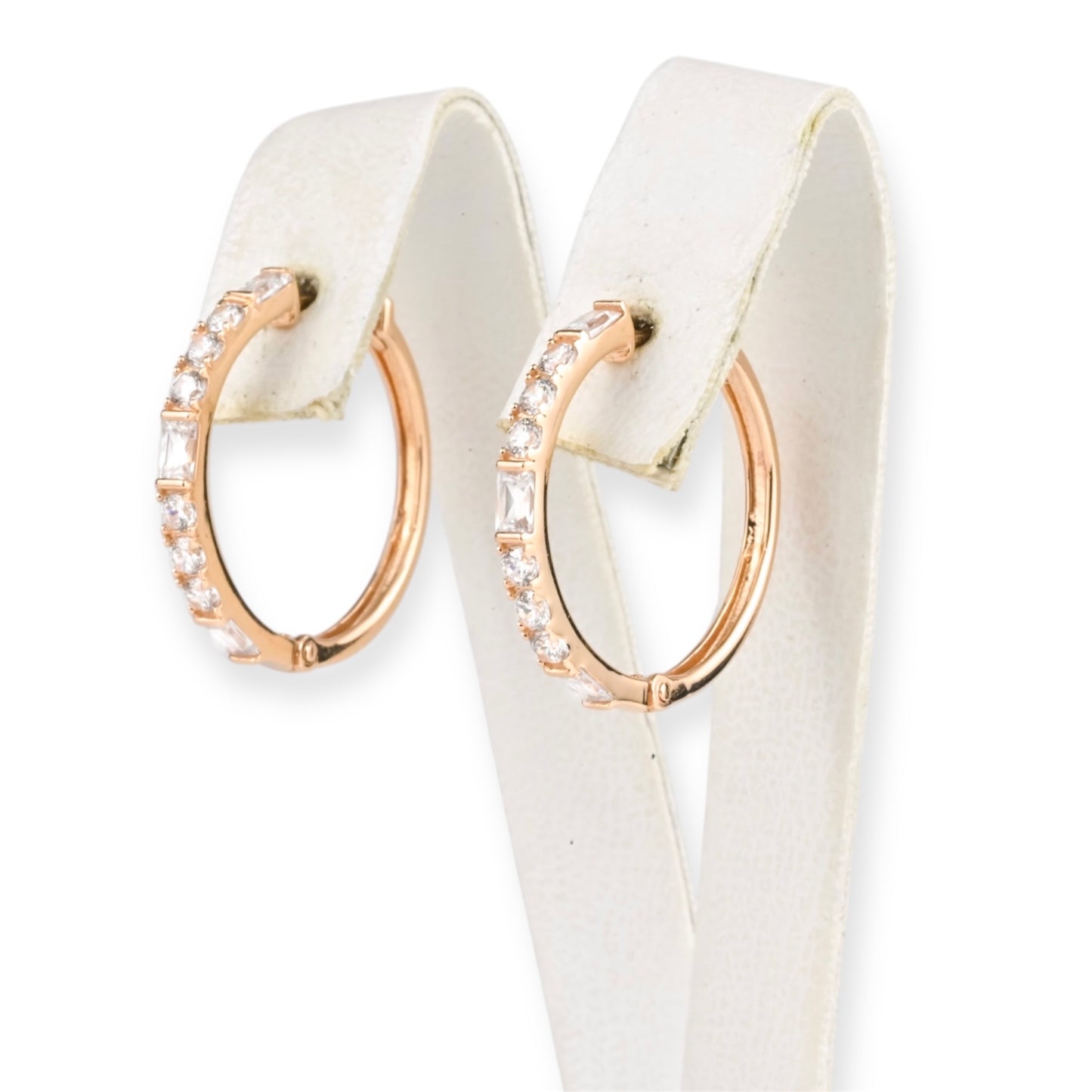 Hoops Earrings with Zirconia stones