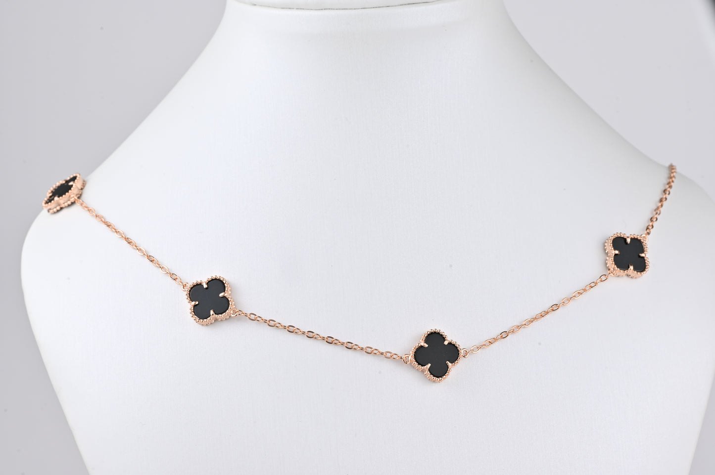 Silver 925 Necklace five clovers Onyx