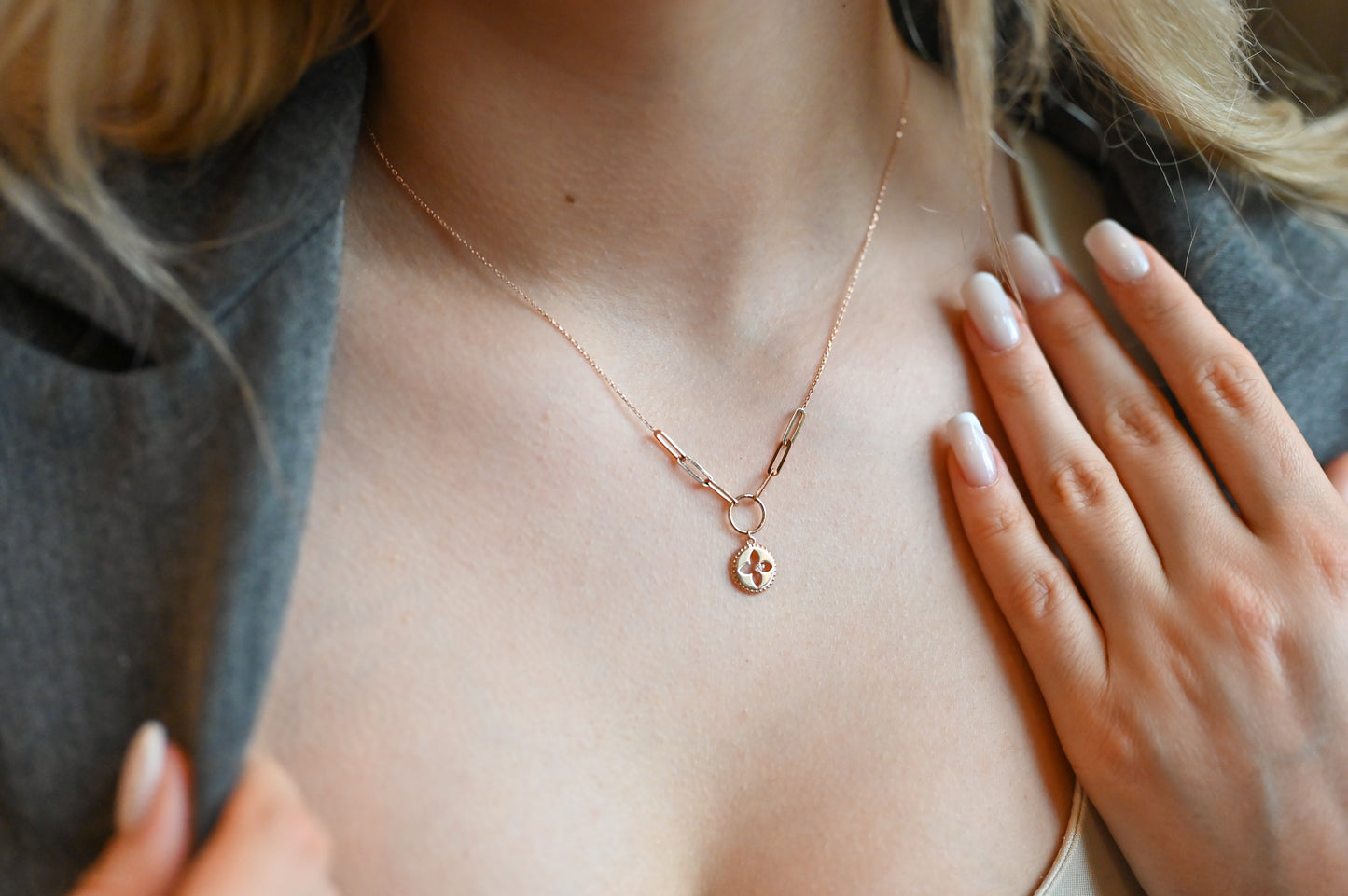 Necklace Flower Pendant