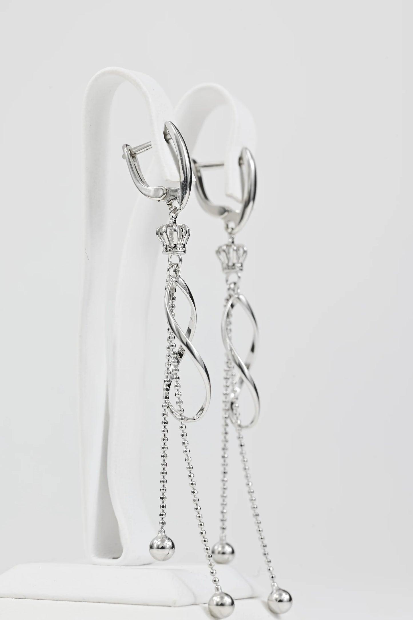 Dangle Silver Earrings Queen