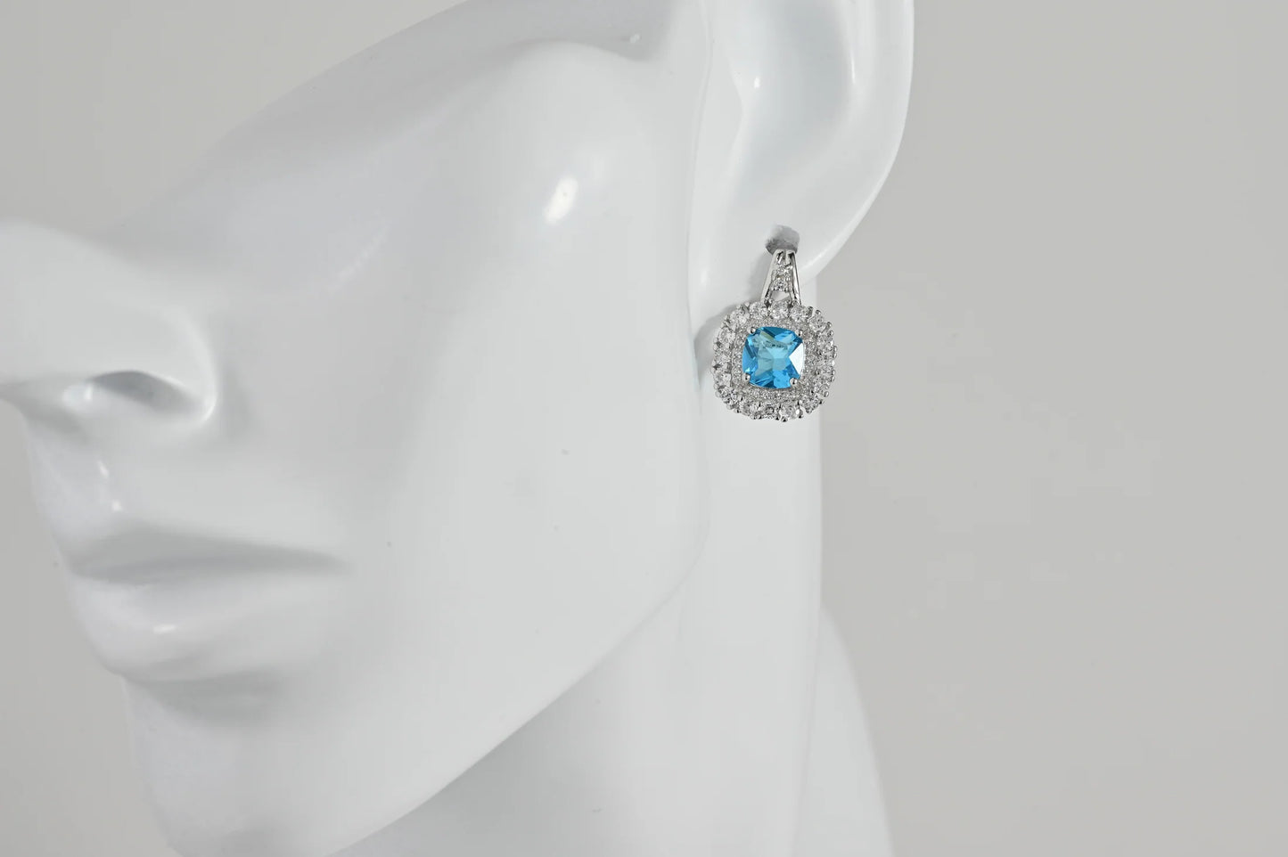 Silver Set Blue Zirconia stone