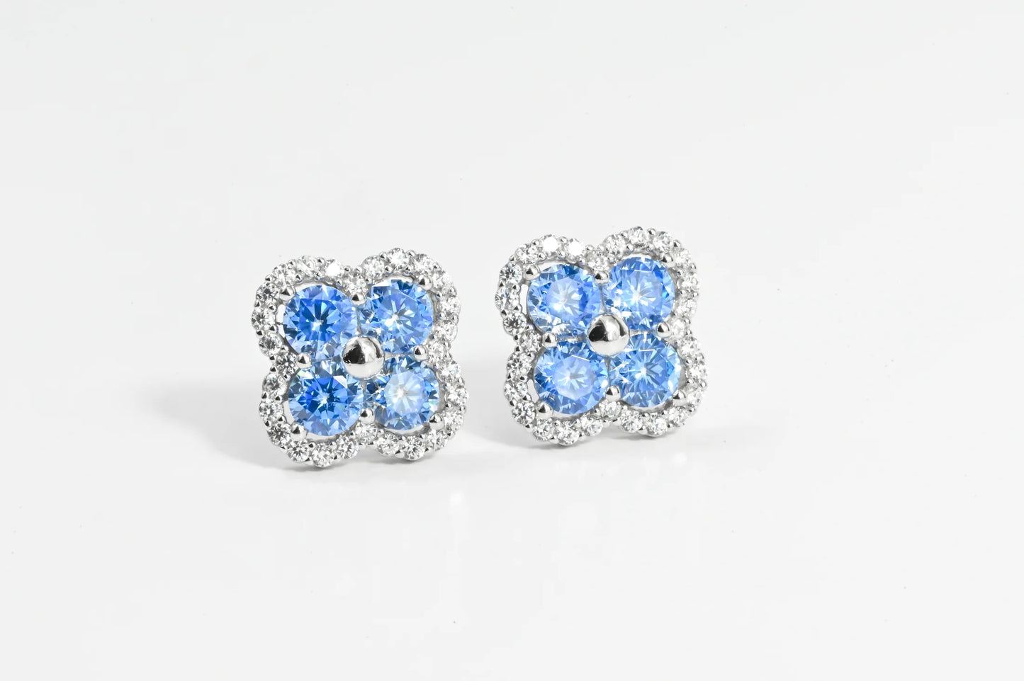 Stud Silver Earrings Blue clover