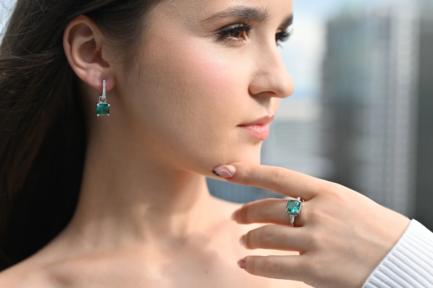 Silver Set Green Zirconia stones