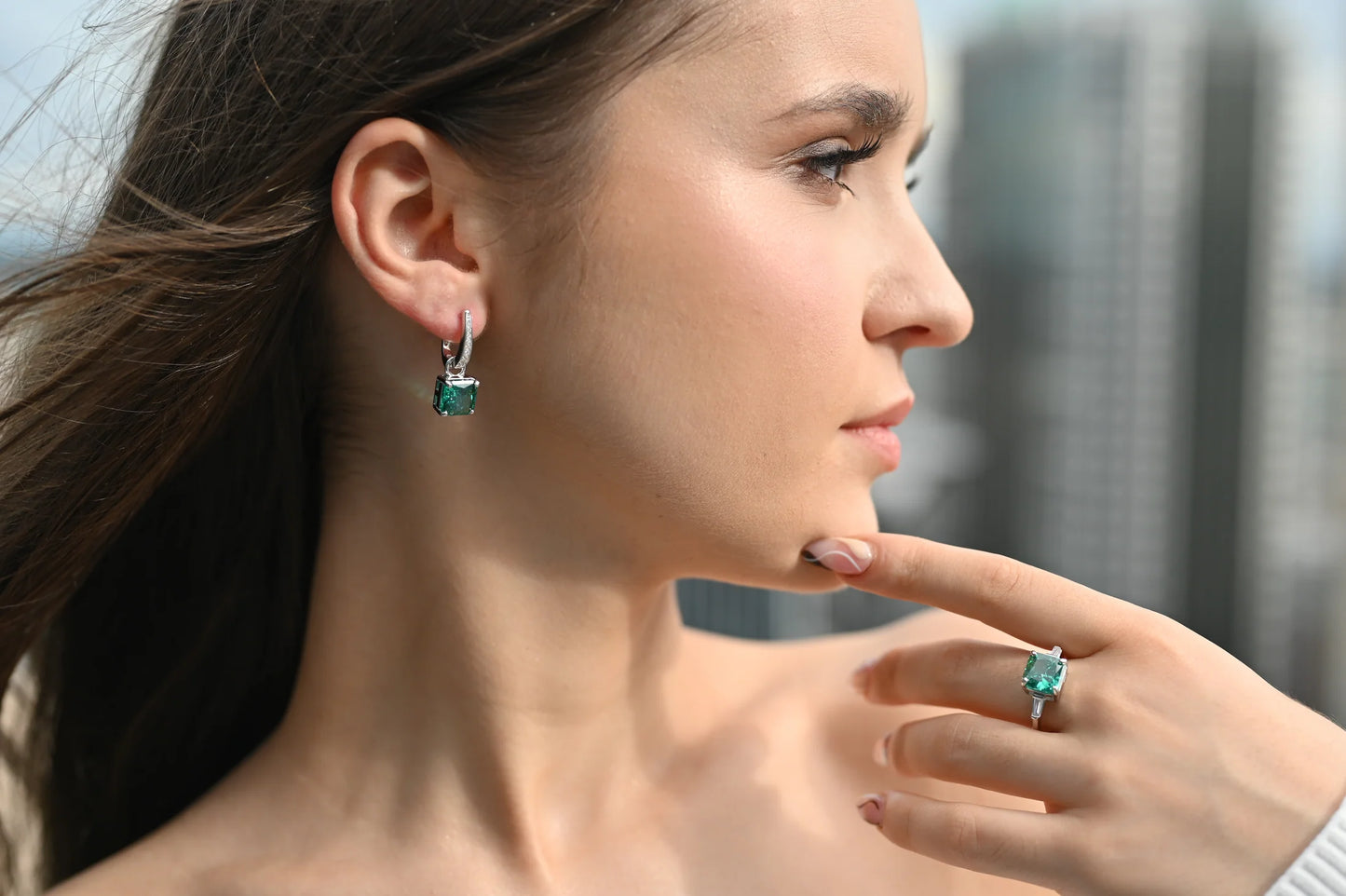 Silver Set Green Zirconia stones