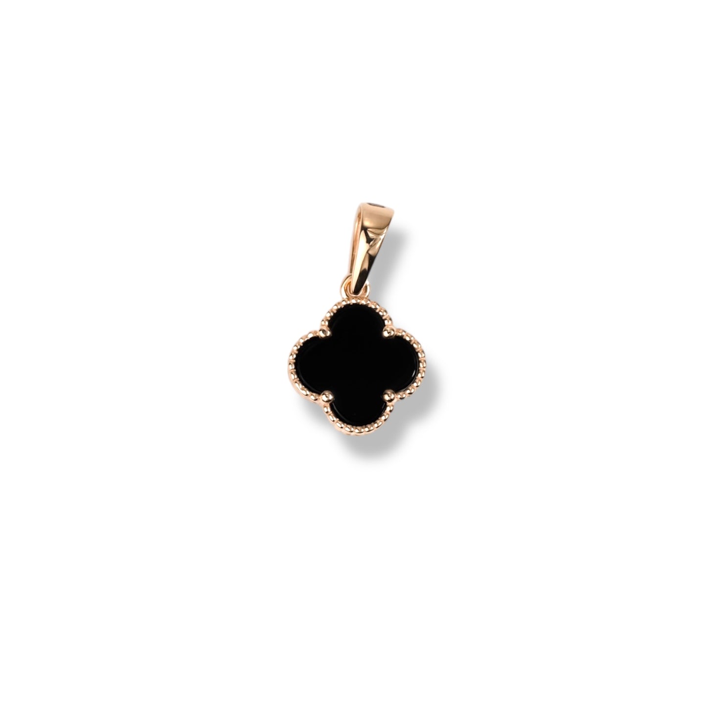 Onyx clover Pendant