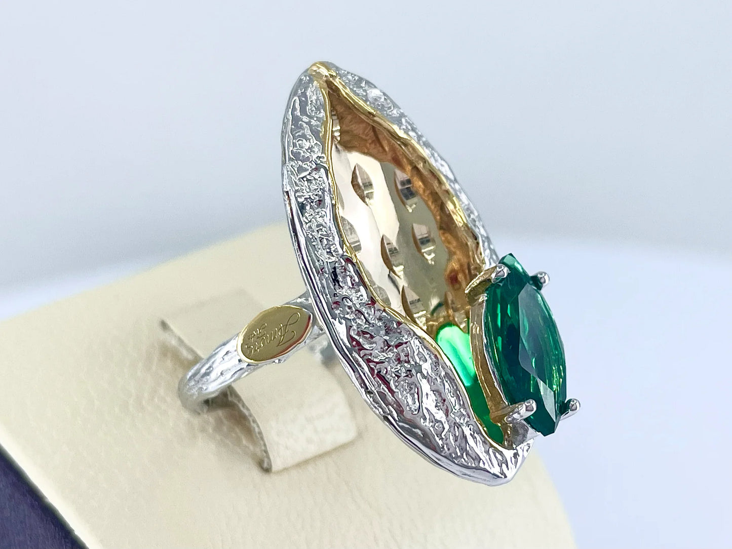 Unique Drop Style Emerald Silver Jewelry Set