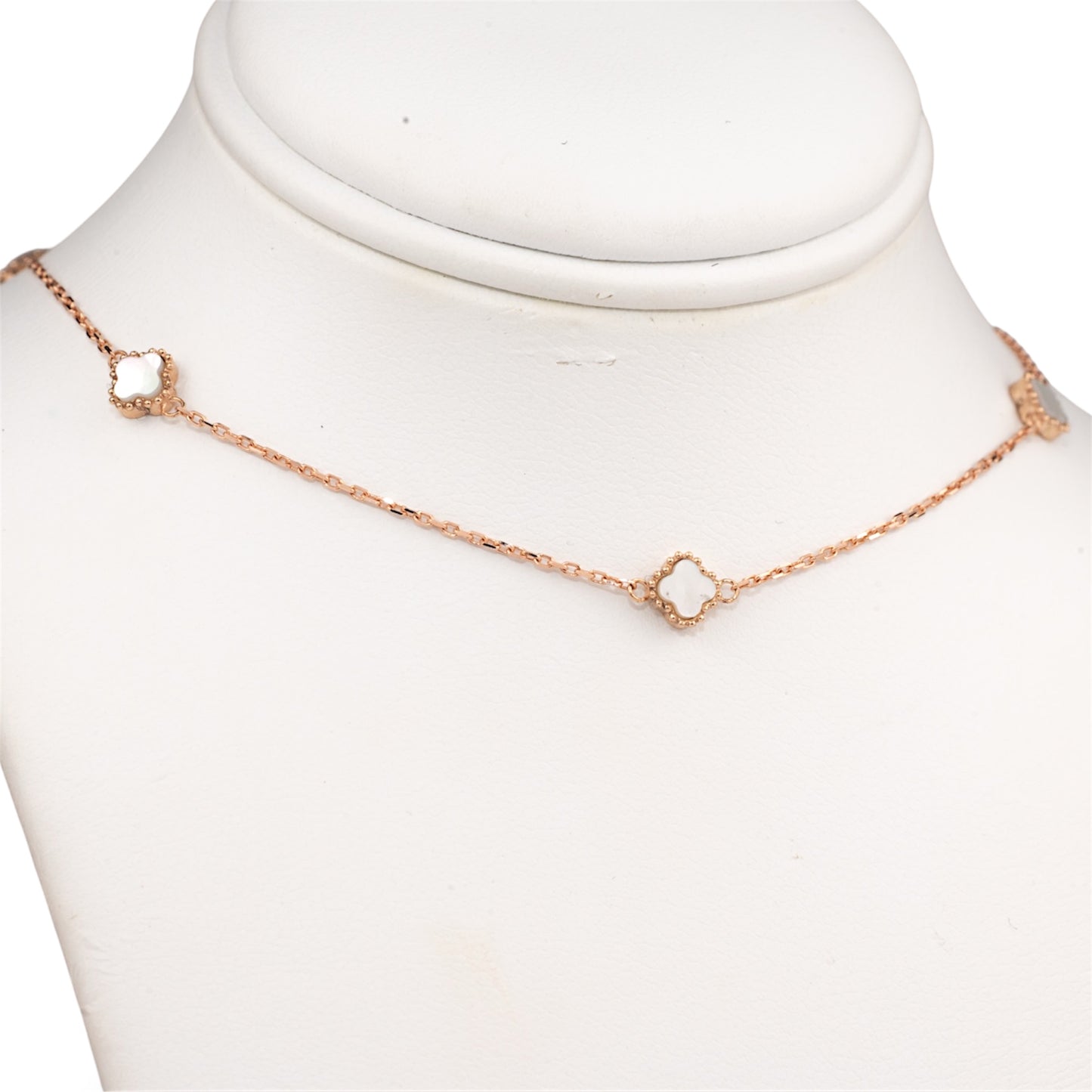 Necklace clovers Mother of Pearl