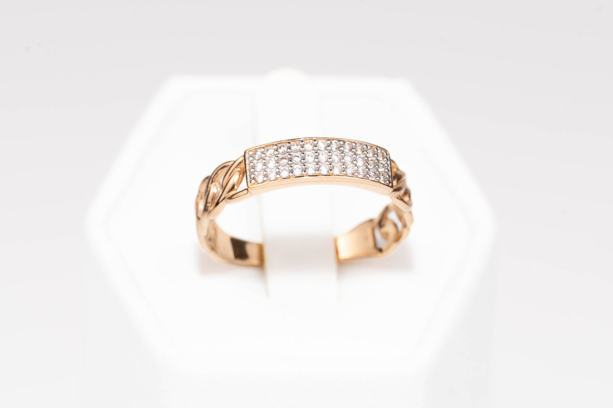 Rose Gold Ring with Zirconia stones