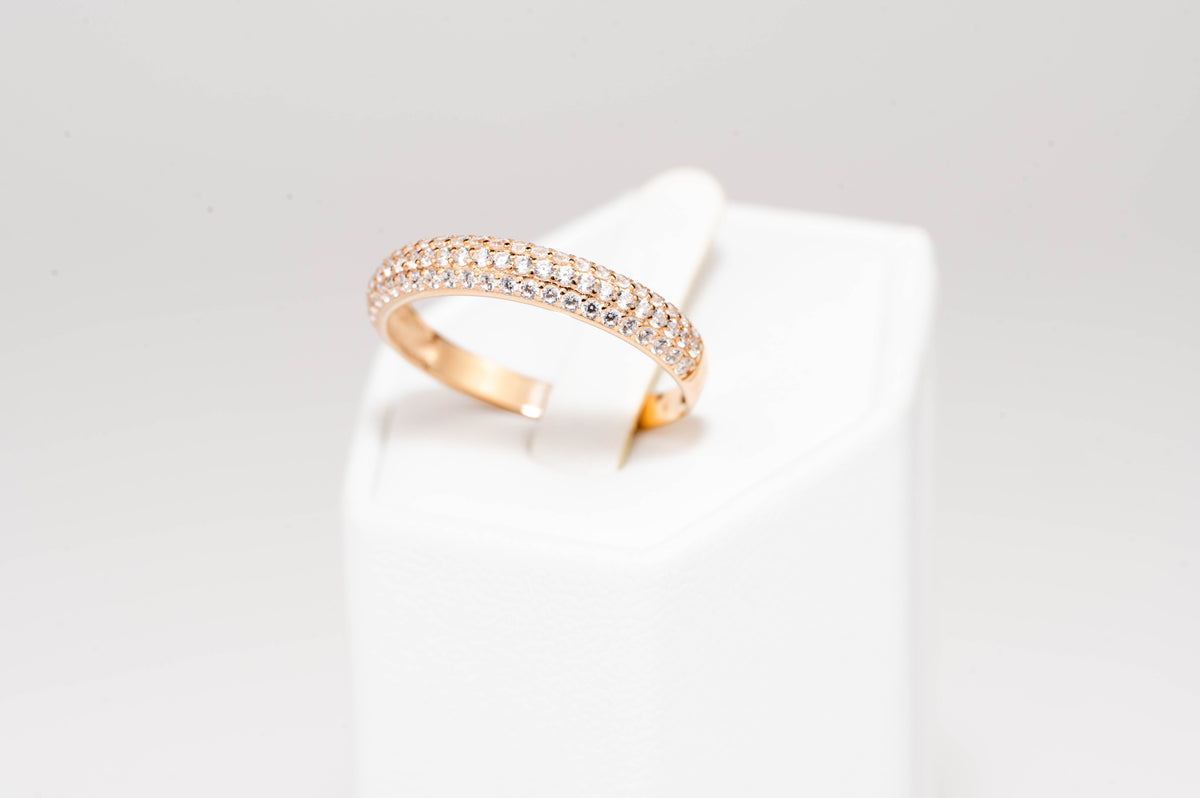 Rose Gold Ring with Zirconia stones