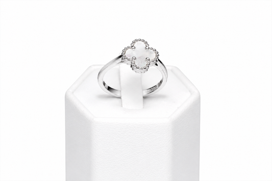 Silver Ring Mother of Pearl Clover