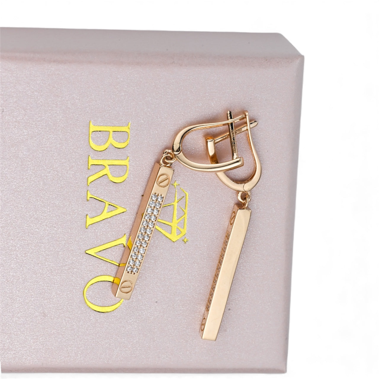 Dangle Earrings with Zirconia stones