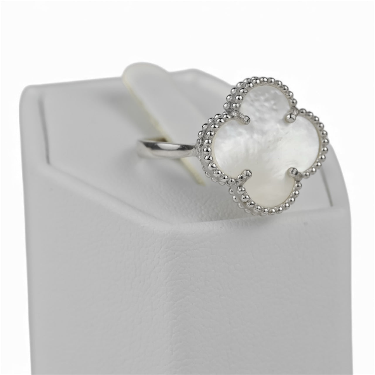 Silver Ring Mother of Pearl