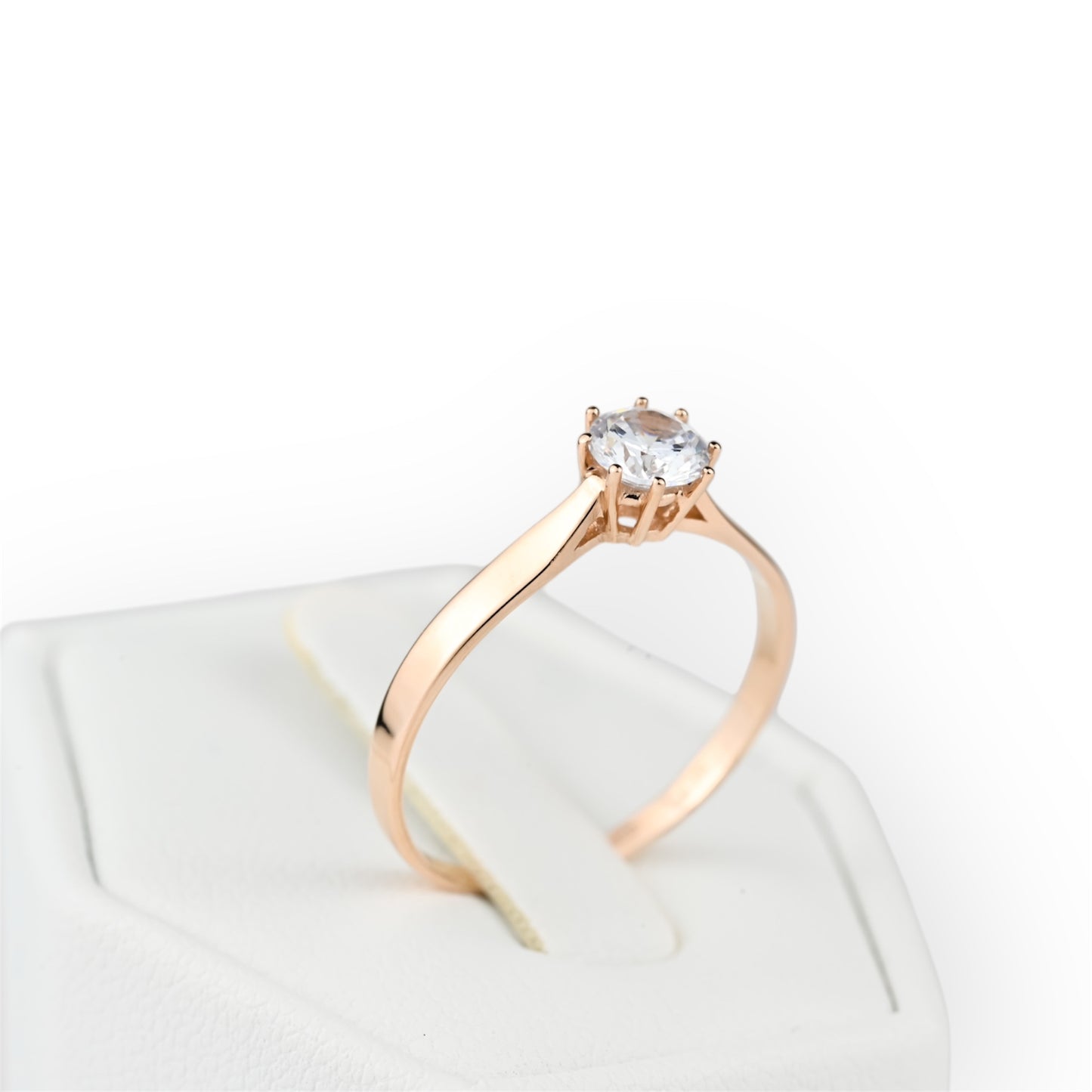 Ring with Zirconia stones