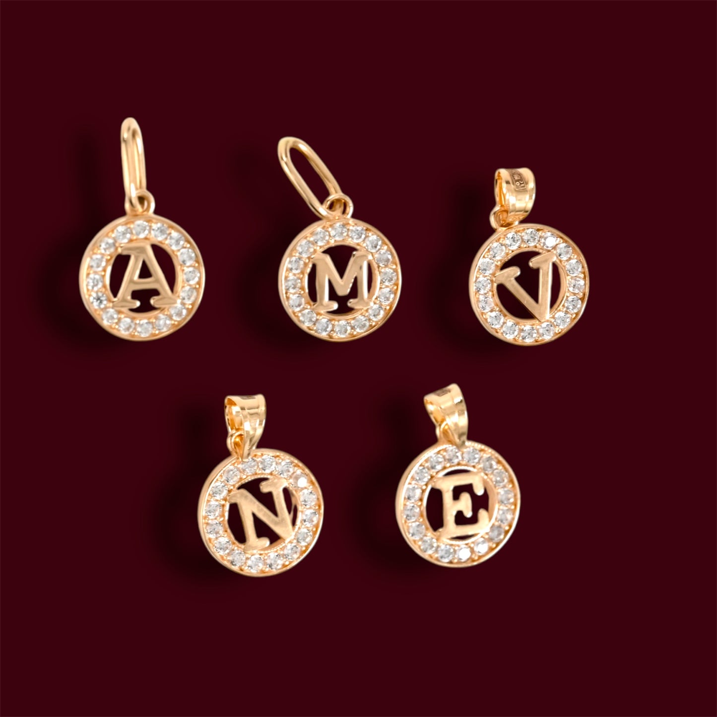 Pendants Letters