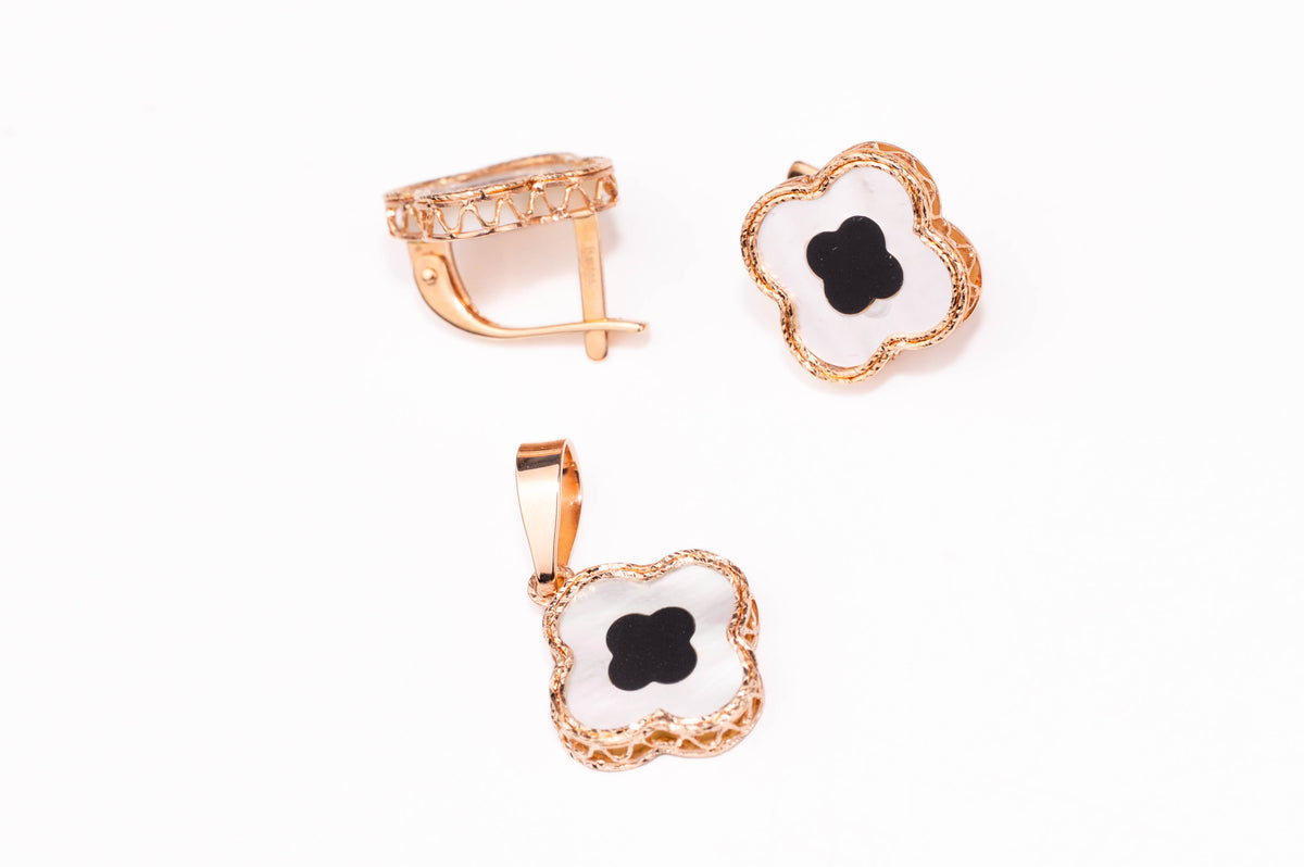 White Flowers Set (Mother of Pearl&Onyx)