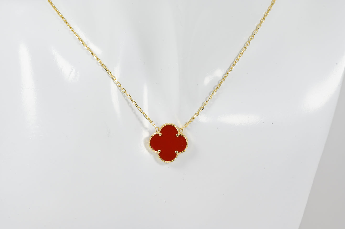 Necklace Red clover