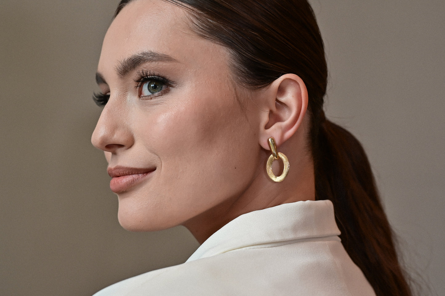 Yellow Gold Dangle Earrings Oval