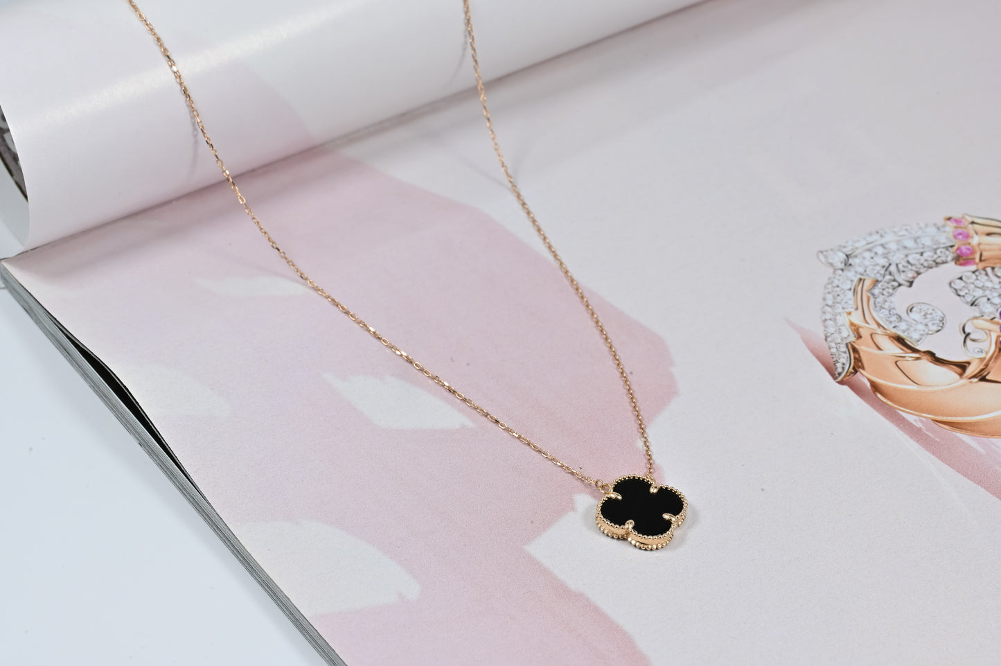 Onyx clover Necklace