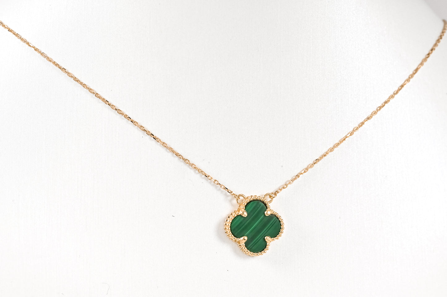 Necklace Malachite clover