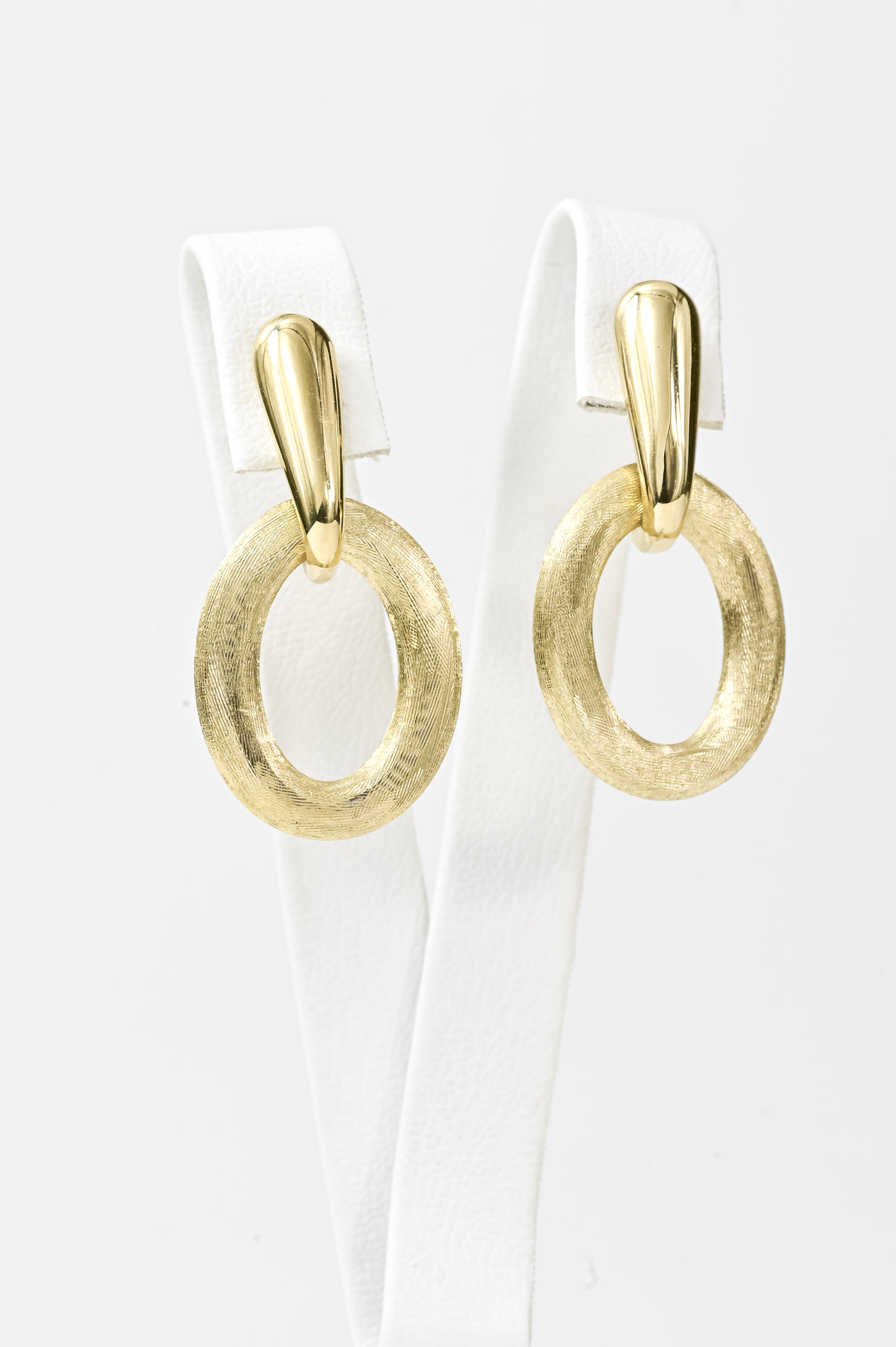 Yellow Gold Dangle Earrings Oval