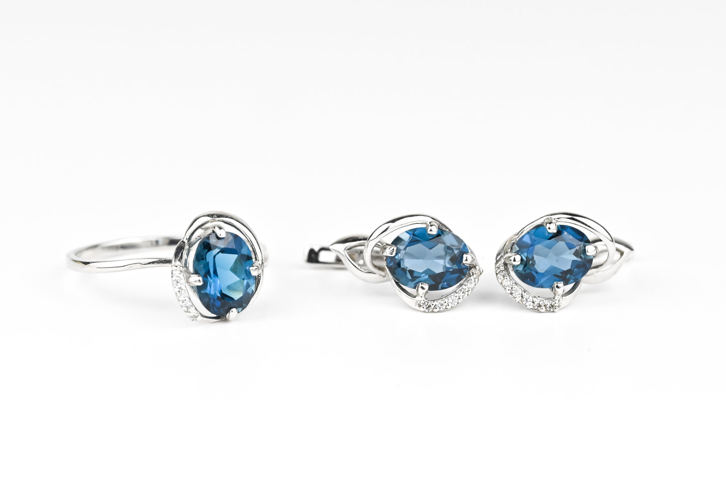 Set Blue Topaz