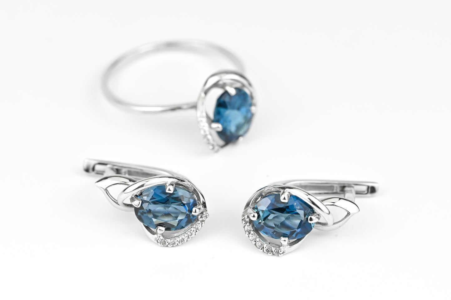 Set Blue Topaz