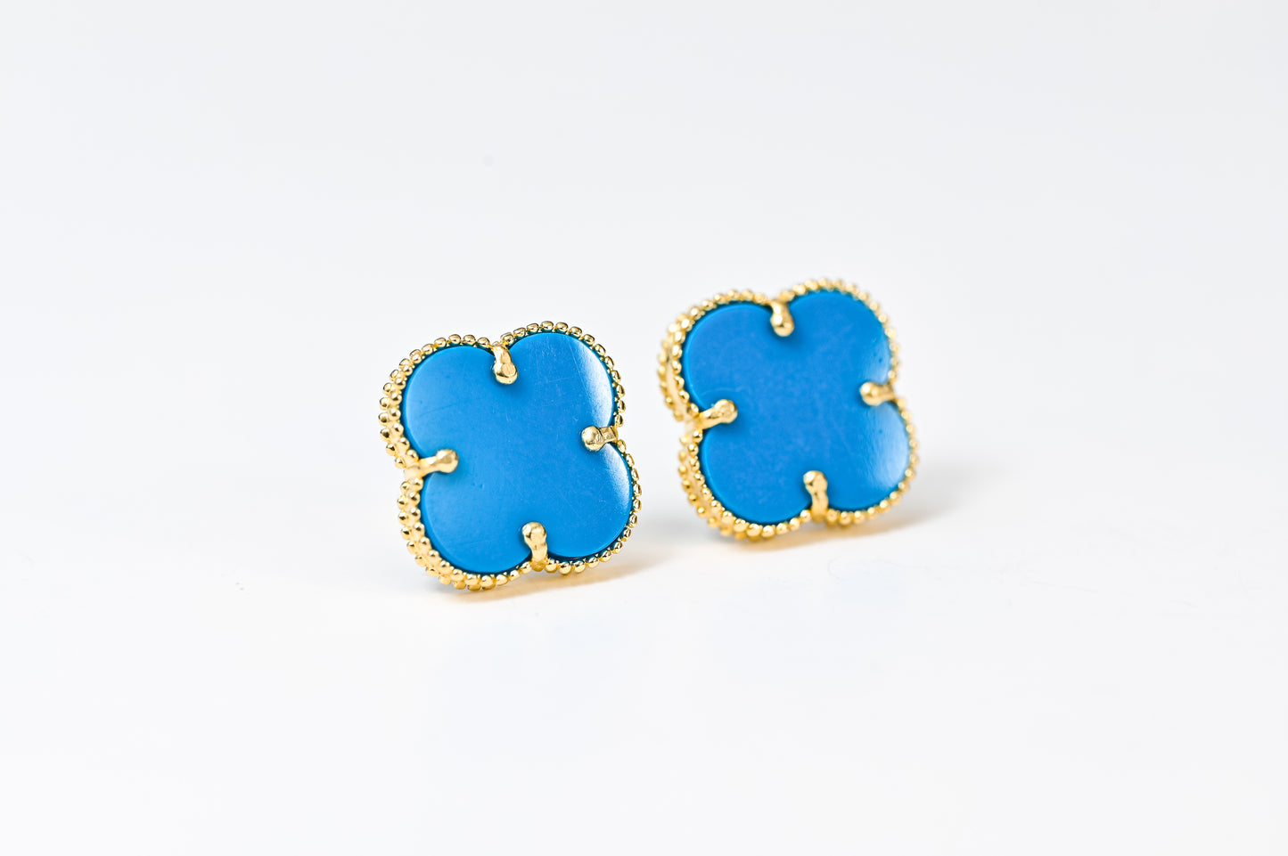 Stud Earrings Blue clover