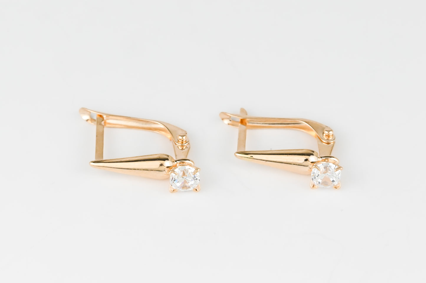 Earrings with Zirconia stones