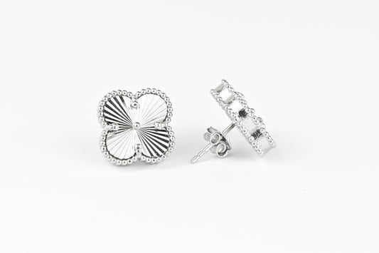 Stud Silver Earrings clover