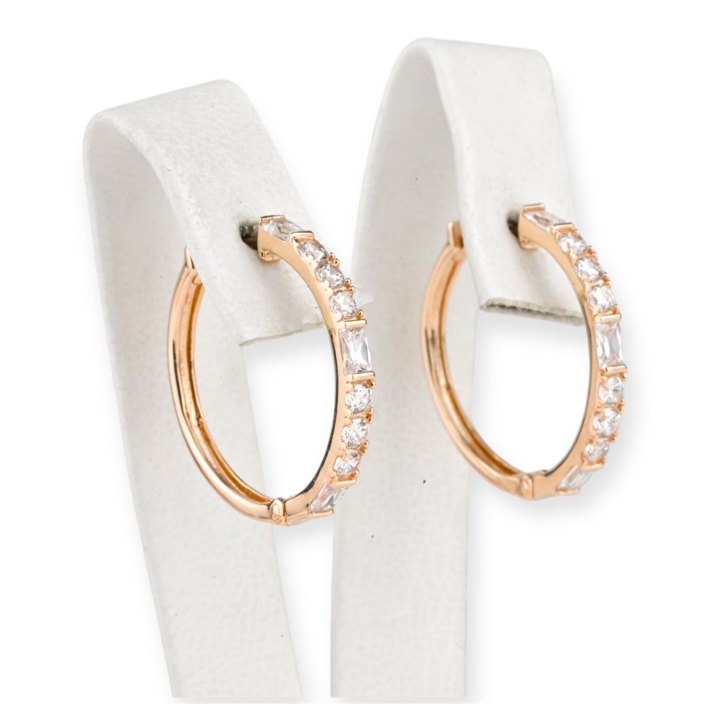 Hoops Earrings with Zirconia stones