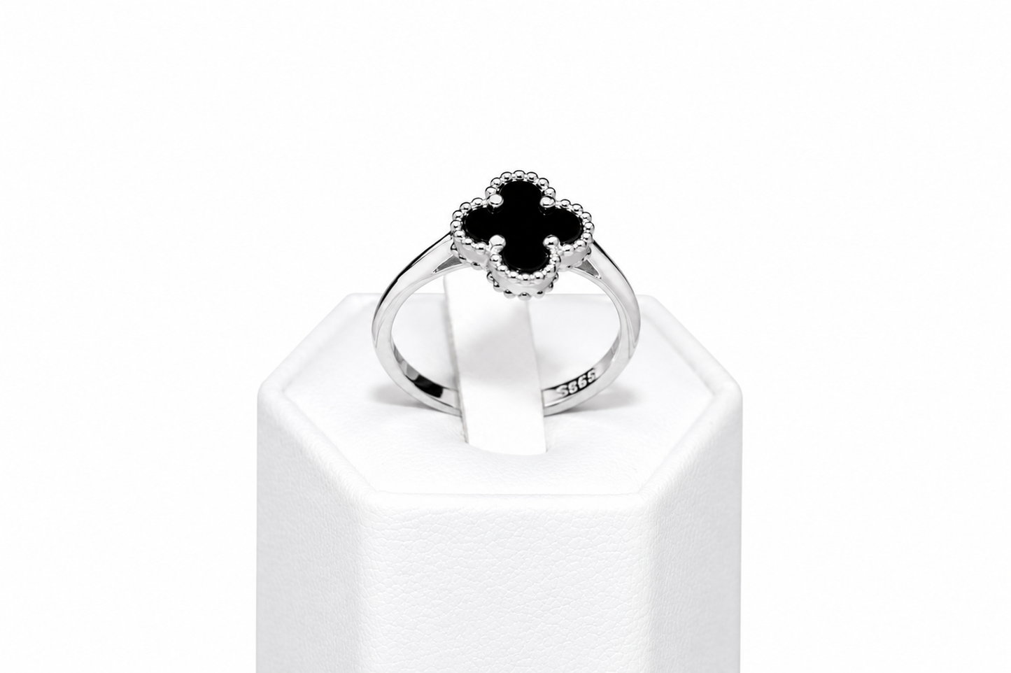 Silver Ring Onyx Clover