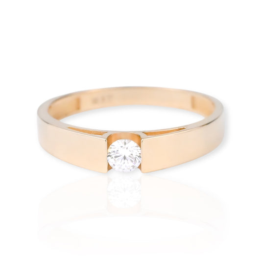 Ring with Zirconia stone