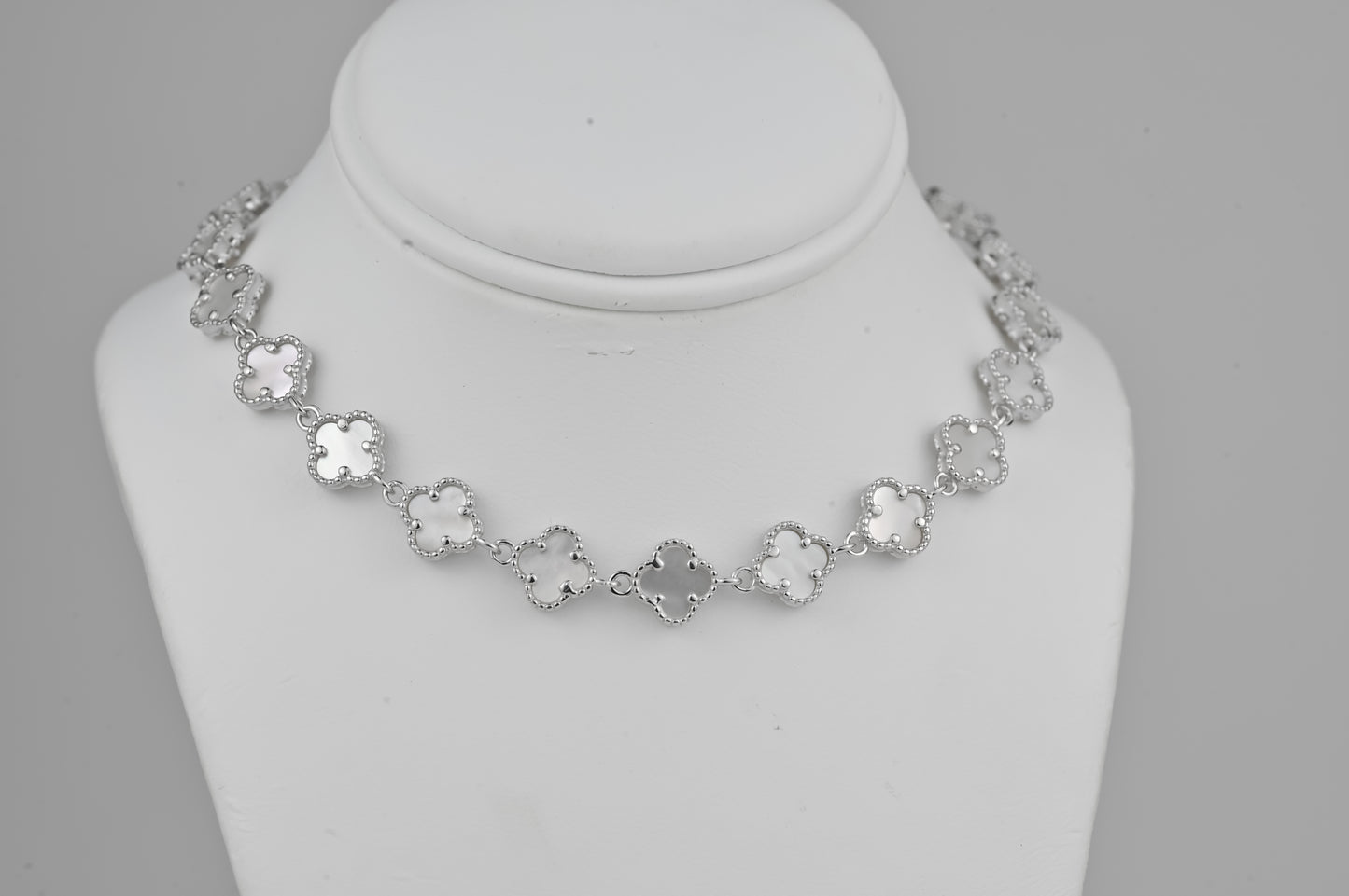 Silver Necklace Clover Mother of Pearl