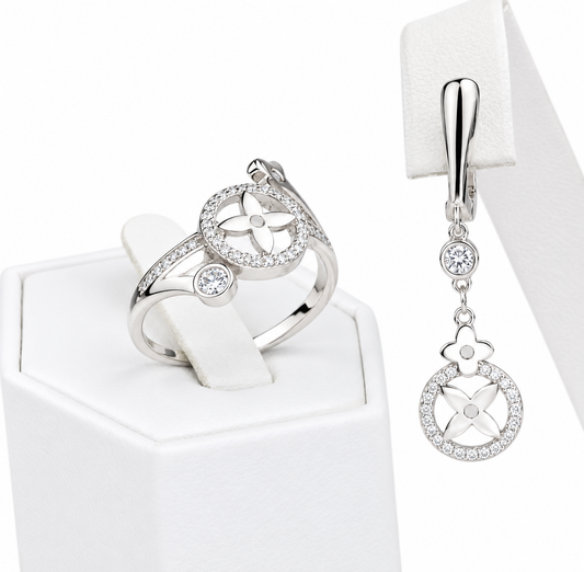 Silver Beauty Set (Earrings, Ring, Pendant)