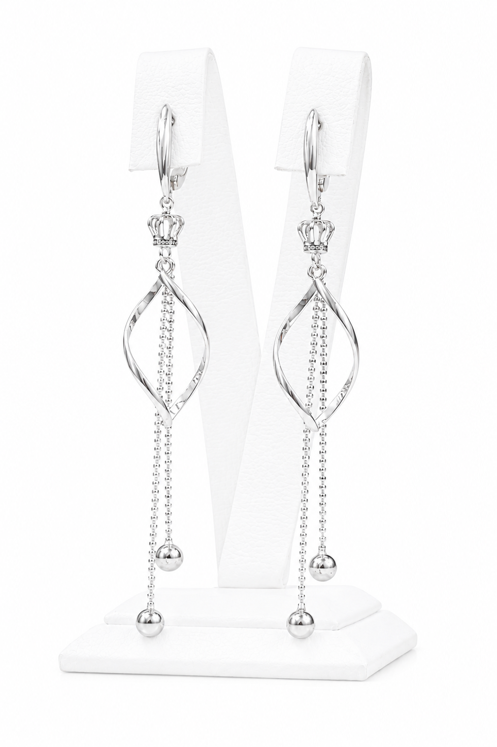 Dangle Silver  Earrings Queen