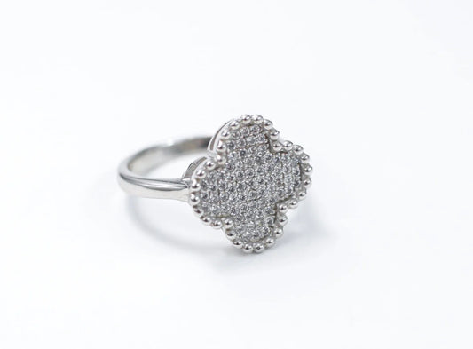 Silver Ring clover