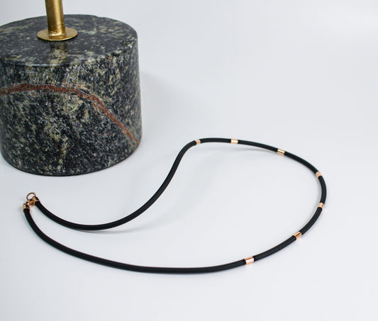 Rubber Necklace with Rose Gold 585