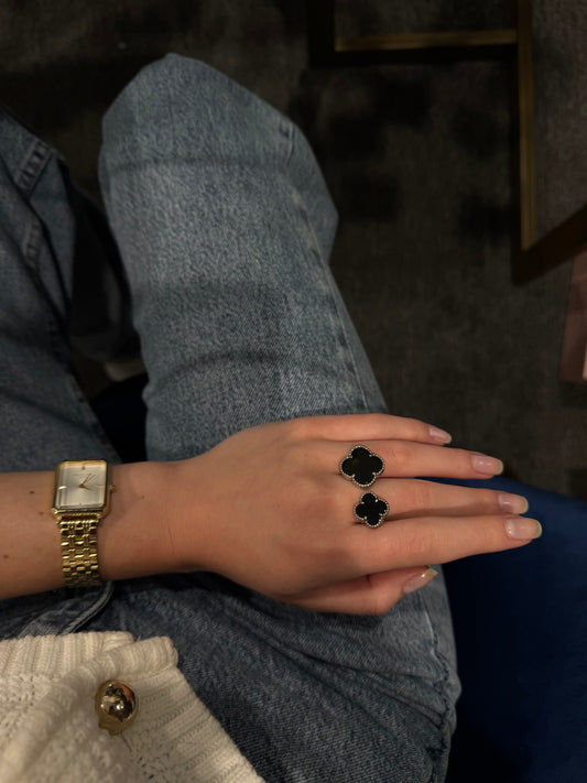 Onyx Silver Ring clover